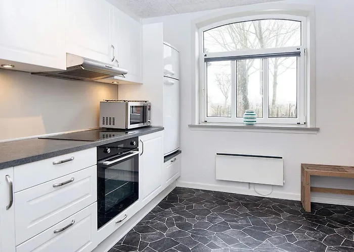 Three-bedroom In Bredebro Hotel 3*